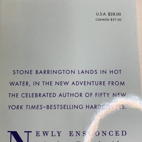 Below The Belt - A Novel by Stuart Woods - Picture 2 of 13